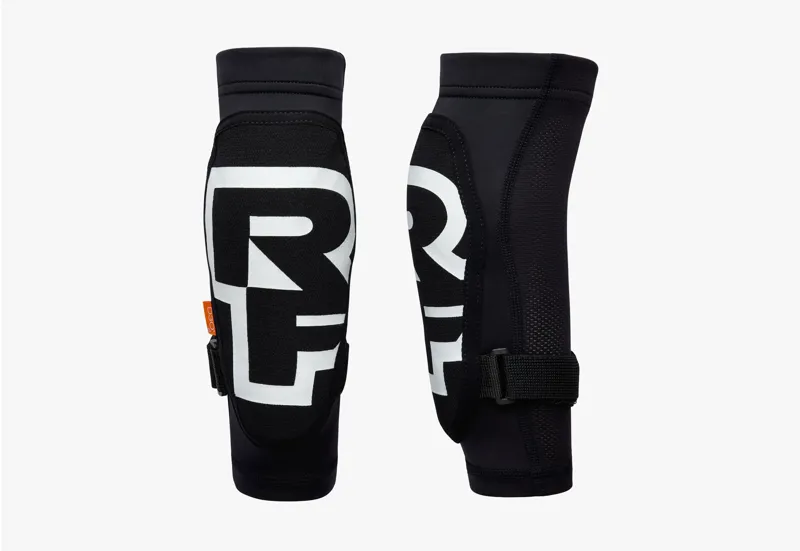 Race Face Sendy Trail Kid's Knee Guard - Stealth 2 Race Face Sendy Trail Kid's Knee Guard - Stealth - Image 2