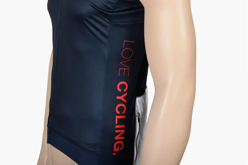 XLC JE-W08 Race Gillet - Blue/Red/White 3 XLC JE-W08 Race Gillet - Blue/Red/White - Image 3