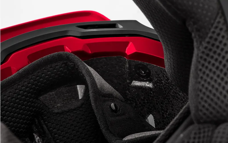 Bluegrass Legit Carbon MIPS Full Face MTB Helmet - Red Metallic 4 Bluegrass Legit Carbon MIPS Full Face MTB Helmet - Red Metallic - Image 4