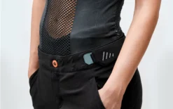 Bluegrass Seamless Lite D30 Body Armour - Black -Sportfu Bike Gear Shop 29300BLK9