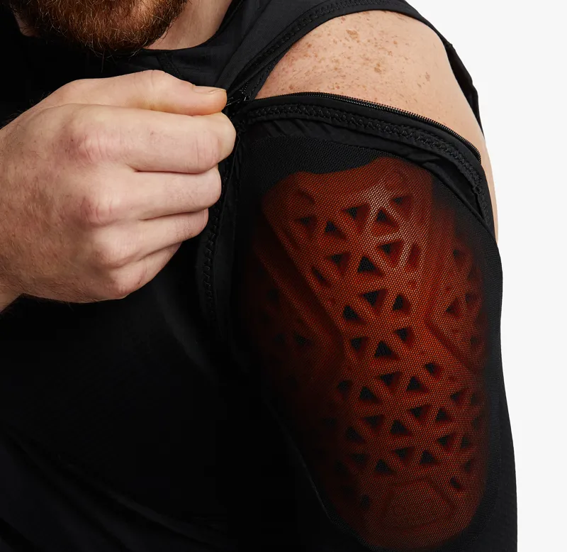 Race Face Ruxton Core Body Armour - Black 2 Race Face Ruxton Core Body Armour - Black - Image 2