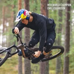 G-Form Pro Rugged 2 Knee Armour - Black -Sportfu Bike Gear Shop 6 101