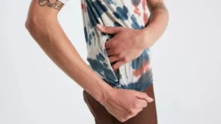 Specialized ADV Garment Washed Men's Short Sleeve Jersey - White Mountains -Sportfu Bike Gear Shop 64022 322 APP ADV GARMENT WASH JERSEY SS MEN WHTMTN M DETAIL2