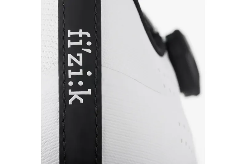 Fizik R4 Tempo Overcurve Road Shoes - White 4 Fizik R4 Tempo Overcurve Road Shoes - White - Image 4