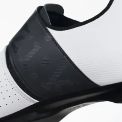 Fizik Vento Infinito Carbon 2 Road Shoes - White/Black 16 Fizik Vento Infinito Carbon 2 Road Shoes - White/Black -Sportfu Bike Gear Shop 7415WHTBLK 5