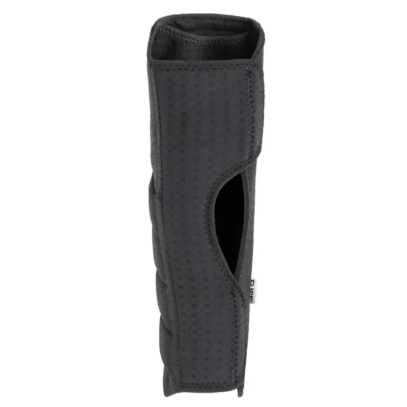 Fuse Alpha Youth Shin Whip Extended Pads - Black 2 Fuse Alpha Youth Shin Whip Extended Pads - Black - Image 2