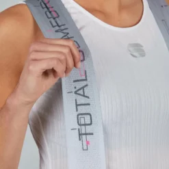 Sportful Total Comfort Womens Bib Shorts - Black 7 Sportful Total Comfort Womens Bib Shorts - Black -Sportfu Bike Gear Shop SF20038BLK 4