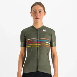 Sportful Vélodrome Women's Short Sleeve Jersey - Beetle 7 Sportful Vélodrome Women's Short Sleeve Jersey - Beetle -Sportfu Bike Gear Shop SF210323051 1