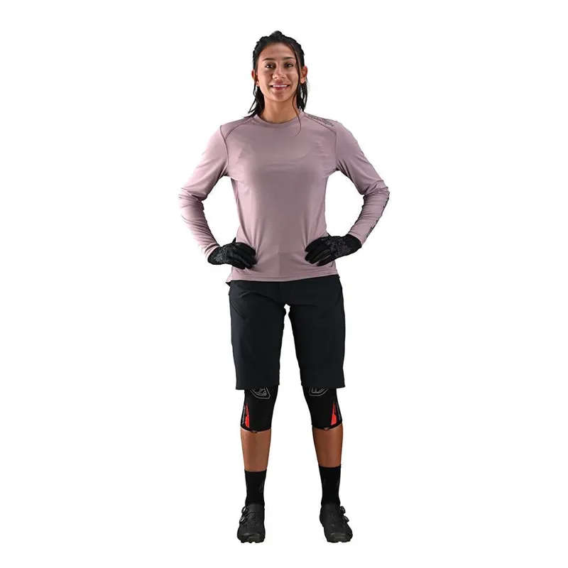 Troy Lee Designs Lilium Women's Baggy Short Shell Only - Black 4 Troy Lee Designs Lilium Women's Baggy Short Shell Only - Black - Image 4