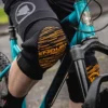 Endura SingleTrack II Knee Protectors - Tangerine