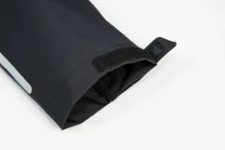 Endura Hummvee Waterproof Men's Jacket - Black -Sportfu Bike Gear Shop e9120 detail bp05