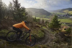 Madison DTE 3-Layer Men's Waterproof Trousers - Black 9 Madison DTE 3-Layer Men's Waterproof Trousers - Black -Sportfu Bike Gear Shop mcl23w210 12