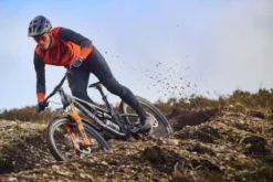 Madison Flux Men's DWR Trail Trousers - Black -Sportfu Bike Gear Shop mcl23w591 10